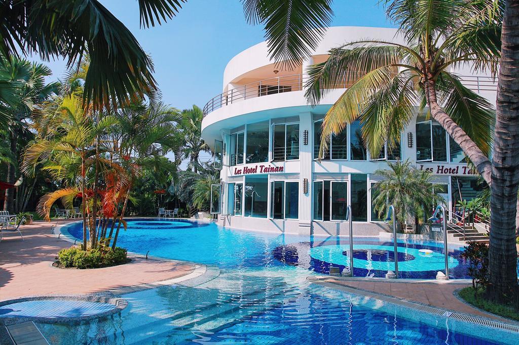 Les Hotel Тайнань Экстерьер фото